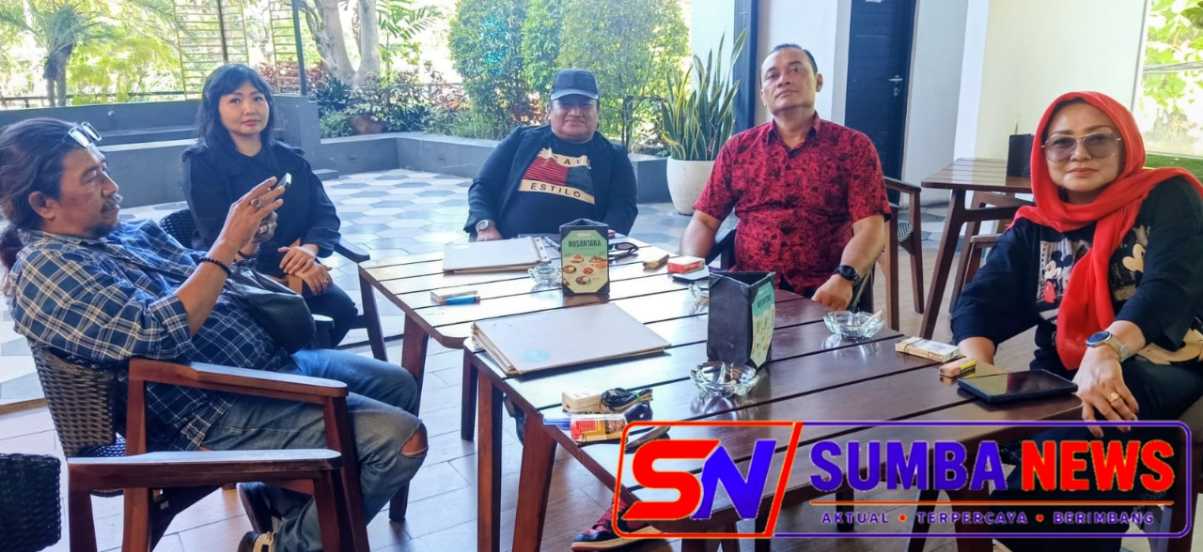 Kasat Narkoba Polres Pelabuhan Tanjung Perak Ngopi Bareng Media dan LSM, Perkuat Sinergi Jaga Kamtibmas